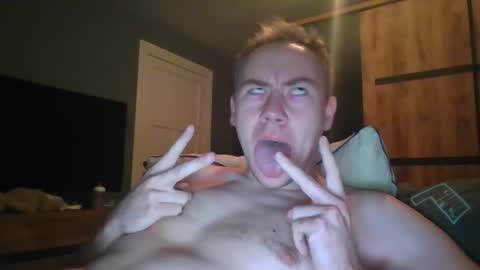 Snapshot of candy_boy_xoxo chatting on December 21, 2025, 9:38 am candy_boy_xoxo online show from December 21, 2025, 9:38 am