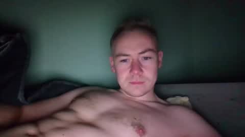 Snapshot of candy_boy_xoxo chatting on March 15, 2026, 12:16 am candy_boy_xoxo online show from March 15, 2026, 12:16 am