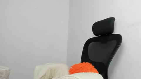 candy_cumyy1 online show from September 25, 2025, 11:14 am