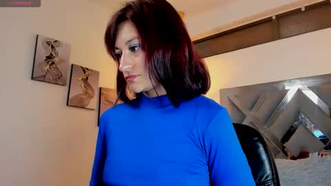 Candy hot online show from October 6, 2025, 9:01 pm