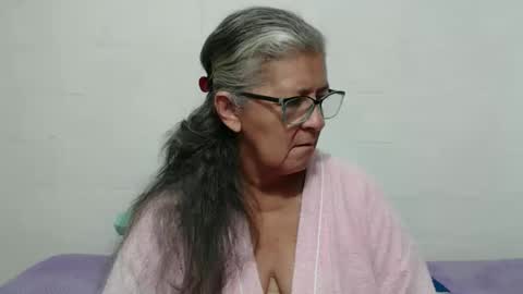 candy online show from October 5, 2025, 12:36 pm