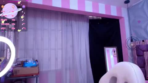 Ania online show from March 5, 2026, 11:39 am