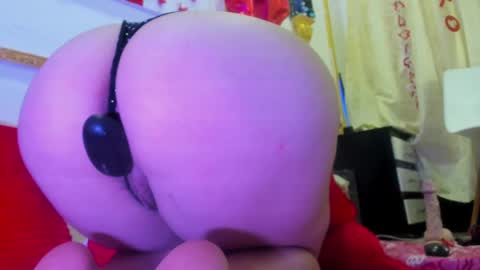 Candy plus online show from February 13, 2025, 10:00 pm