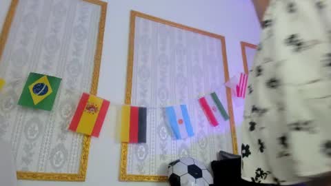 Snapshot of candy_plus chatting on July 11, 2026, 7:16 pm Candy plus online show from July 11, 2026, 7:16 pm