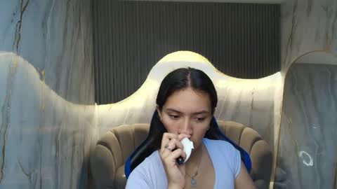 Candy  online show from April 18, 2026, 3:10 am