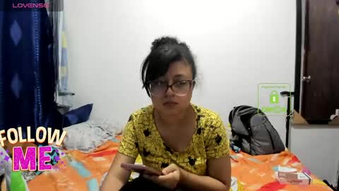 candy_val online show from May 16, 2026, 6:54 am
