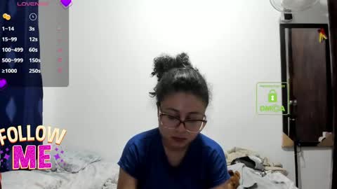 candy_val online show from June 3, 2026, 5:10 am