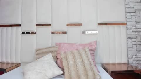 candyandsteven online show from March 2, 2026, 3:09 am