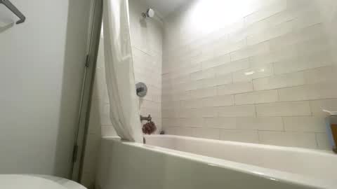 Snapshot of candyclaws05 chatting on March 1, 2026, 6:43 pm candyclaws05 online show from March 1, 2026, 6:43 pm