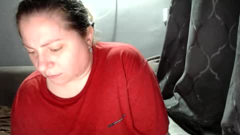 Snapshot of candycream74 chatting on October 23, 2025, 7:18 am Laura online show from October 23, 2025, 7:18 am