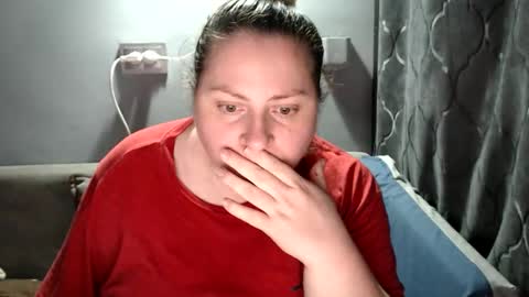 Snapshot of candycream74 chatting on October 23, 2025, 7:23 pm Laura online show from October 23, 2025, 7:23 pm