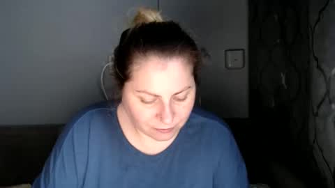 Snapshot of candycream74 chatting on October 29, 2025, 9:55 am Laura online show from October 29, 2025, 9:55 am