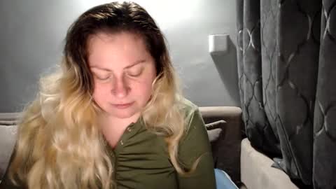 Laura online show from April 13, 2026, 7:08 pm