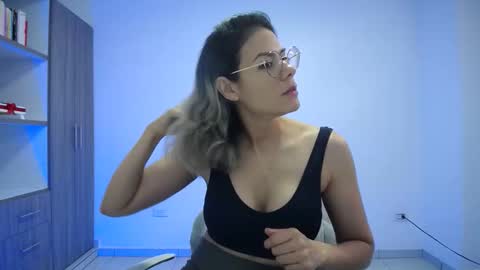 Candy Dowson online show from March 7, 2026, 5:43 pm