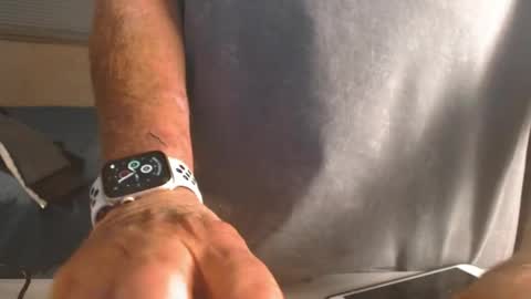 CandyFan online show from April 22, 2026, 4:04 am