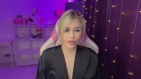 You can call me HH online show from November 29, 2025, 4:10 pm