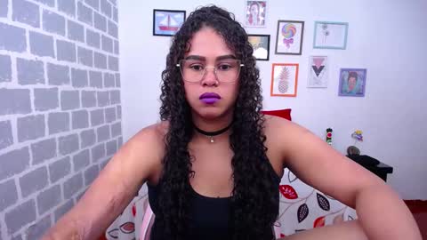 Snapshot of candyhot_sex chatting on February 24, 2025, 1:35 am Karen online show from February 24, 2025, 1:35 am