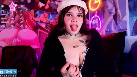 Snapshot of candykane06 chatting on November 15, 2025, 1:36 am Candy online show from November 15, 2025, 1:36 am