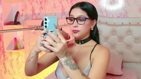 Scarlet  online show from June 7, 2026, 2:16 am