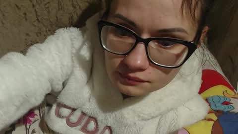 say meow and send tips  online show from February 18, 2025, 6:04 pm