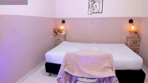 CandyLux4 online show from November 22, 2025, 7:46 pm