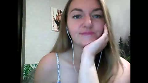 Daisy online show from September 10, 2025, 8:42 pm