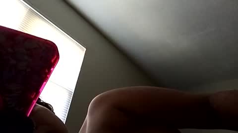 candyredxo2024 online show from October 31, 2025, 5:25 pm