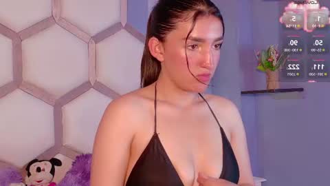 Snapshot of candyrisex chatting on June 16, 2026, 5:26 pm candyrisex online show from June 16, 2026, 5:26 pm