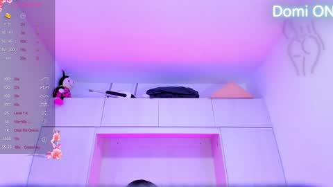  Dulce Maria  online show from February 7, 2025, 8:42 pm