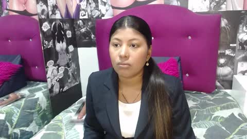 Canela online show from October 10, 2025, 5:12 pm