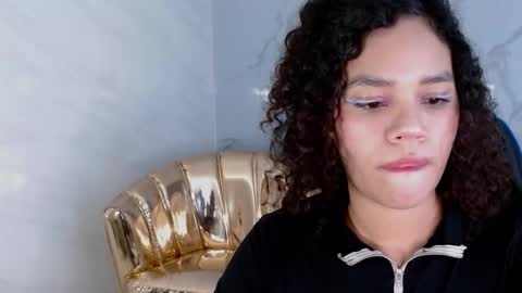 canela_s1 online show from November 11, 2025, 9:15 pm