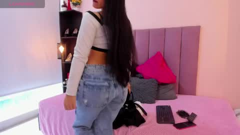 canndy_lover online show from June 5, 2026, 1:17 pm