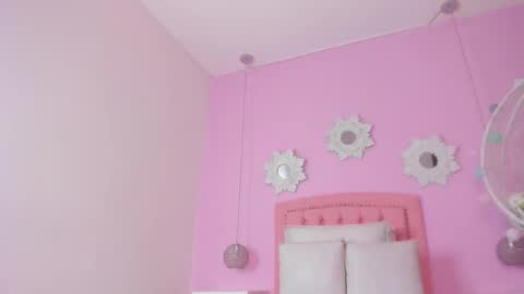 cannelasmith online show from November 6, 2025, 1:56 pm