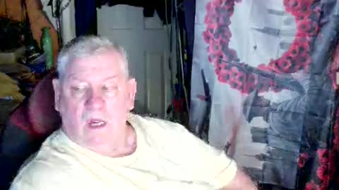 canoelicker69 online show from April 17, 2026, 1:47 pm