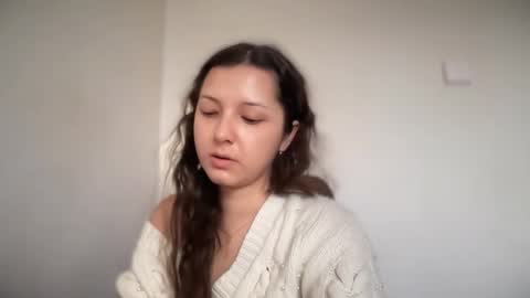 Emma online show from November 12, 2025, 8:15 am