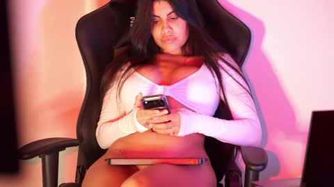 Miyah online show from May 27, 2026, 3:58 am