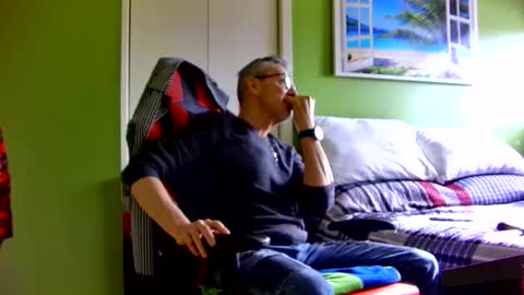 capricorne1965 online show from February 8, 2026, 3:59 pm