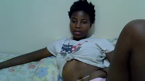 Snapshot of capril_sexy chatting on March 2, 2026, 5:08 am capril_sexy online show from March 2, 2026, 5:08 am