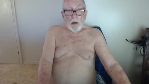 capt5105 online show from April 19, 2026, 10:01 pm