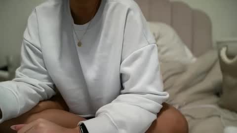 Cara Bou online show from March 21, 2026, 9:51 pm