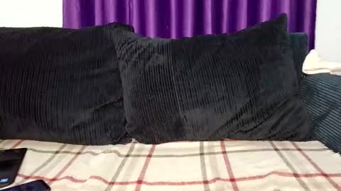 caramel_drip1 online show from February 24, 2026, 3:59 am