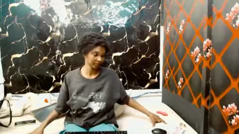 Snapshot of caramelminxx_ chatting on July 7, 2026, 7:34 am caramelminxx_ online show from July 7, 2026, 7:34 am
