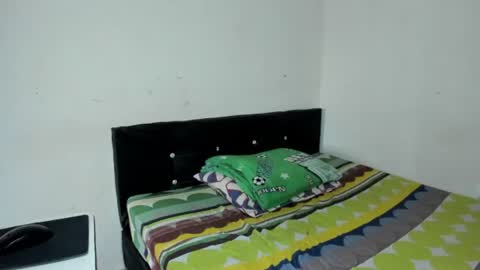Snapshot of cardrey05 chatting on June 18, 2026, 9:41 pm Carlos and Cristian online show from June 18, 2026, 9:41 pm