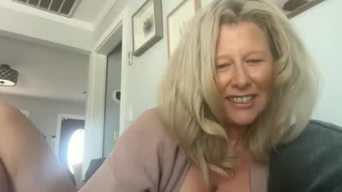 carebear5719 online show from March 21, 2026, 5:27 pm