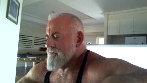 C A Rey online show from January 15, 2026, 2:27 am