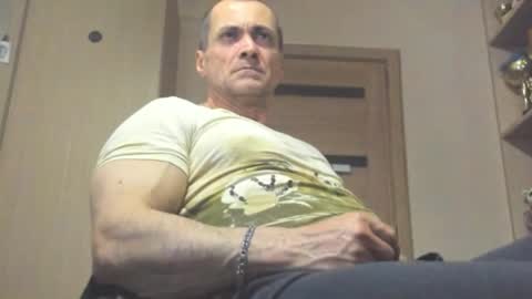 Snapshot of carin_the_body chatting on February 12, 2026, 6:25 pm Laz online show from February 12, 2026, 6:25 pm