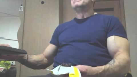 Snapshot of carin_the_body chatting on March 2, 2026, 9:43 pm Laz online show from March 2, 2026, 9:43 pm