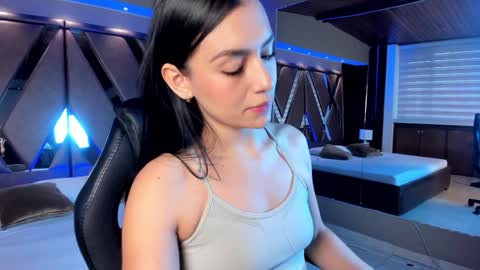 Snapshot of carina_rossi chatting on January 31, 2025, 12:07 pm Carina online show from January 31, 2025, 12:07 pm