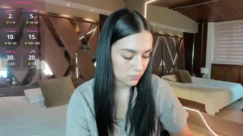 Snapshot of carina_rossi chatting on September 20, 2025, 12:39 pm Carina online show from September 20, 2025, 12:39 pm
