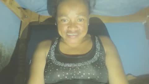 carinesexy69 online show from January 18, 2026, 1:48 pm